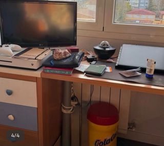 Mesa escritorio con cajonera