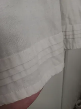 Vestido branco com botões