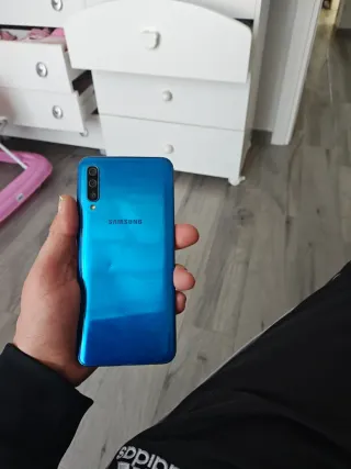 Samsung A50