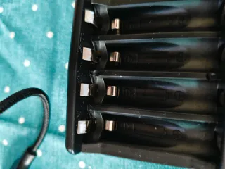 Caricabatterie FUJIMAX per batterie