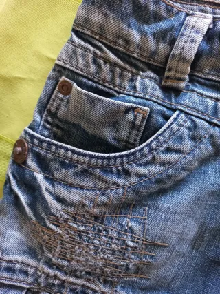 Saia de ganga com folhos Tamanho 30