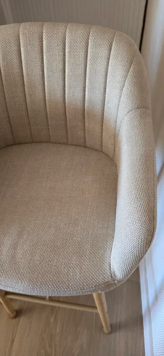 Taburete Adslev Tela y Madera