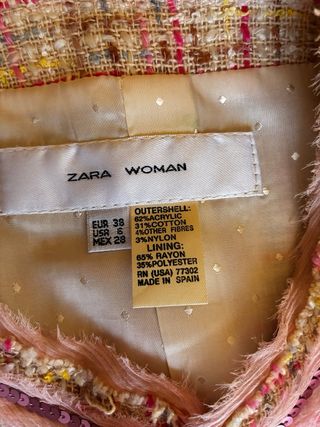 Traje Chanel Chaqueta y Falda Tweed Rosa