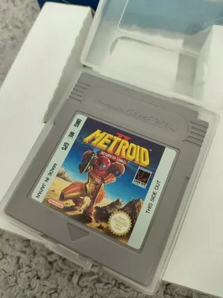 Metroid II Return of Samus Game Boy