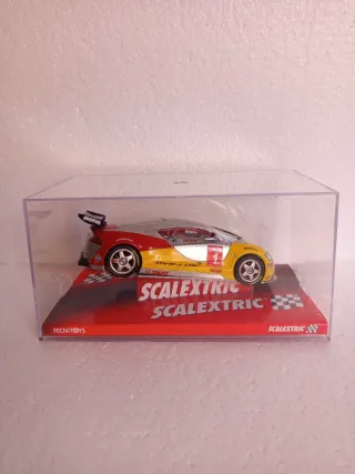 Scalextric SEAT Cupra GT precintado