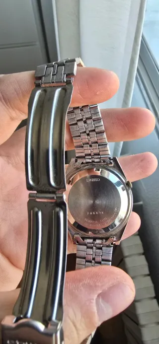 Reloj Seiko 5 Vintage Plata y Blanco