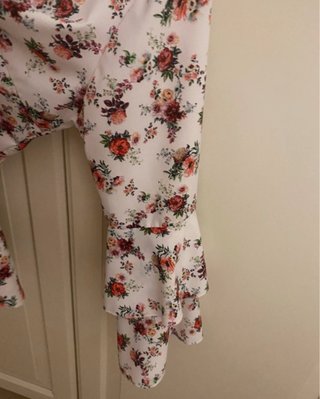 Camicia donna maniche a balze fantasia floreale
