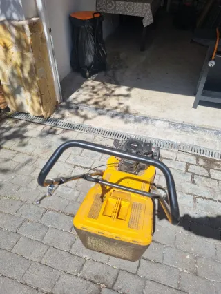 Cortacésped Toro Amarillo