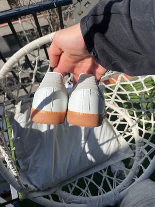 Adidas Samba Plata y Blanco Precio Negociable