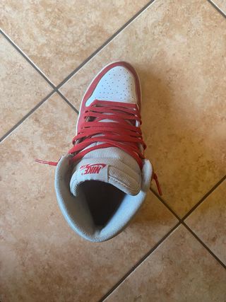 Jordan 1 High OG Rosse
