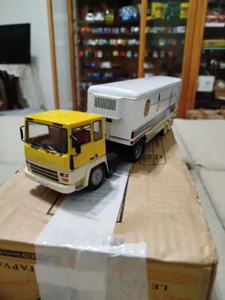 Camion berliet tr250