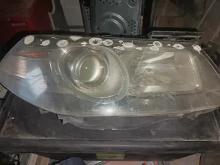 Faro Xenón Megane 2