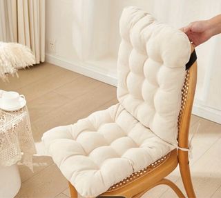 2 cuscini spessi beige per sedie