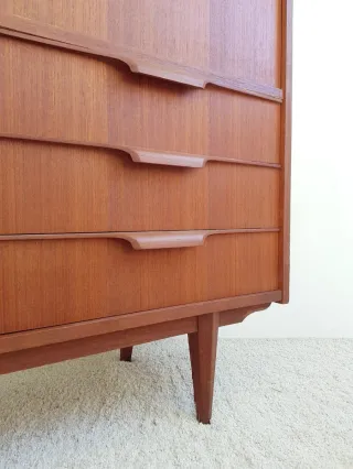 Armario Teca Mid Century. Francia 60s.