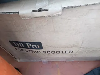 Patinete eléctrico negro