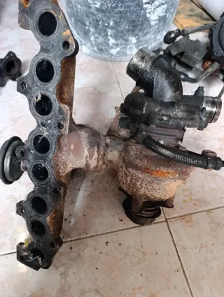 2 turbo de coche en buen estado 2.0hdi 136cv