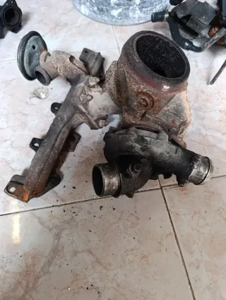 2 turbo de coche en buen estado 2.0hdi 136cv