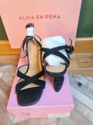 Sandalias negras Alma en Pena - Tacón Joya T 37