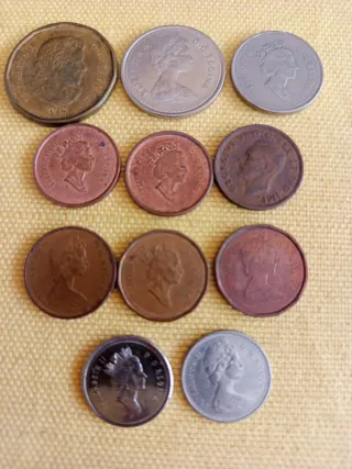 Monedas de Canadá: Dólar, 25, 10 y 1 Cent