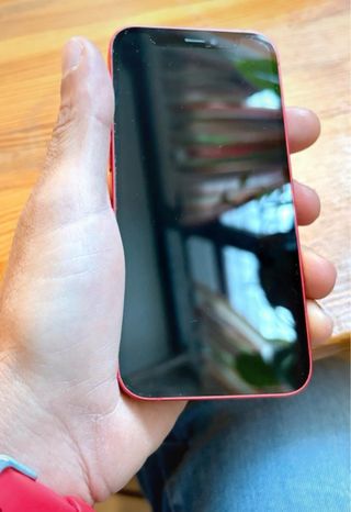 iPhone 12 Rosso