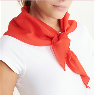 Confezione lotto per feste: fazzoletti e berretti