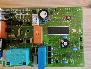 Placa Electrónica Caldera Junkers ZW20-1AME23