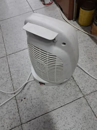 Calefactor Eléctrico Blanco