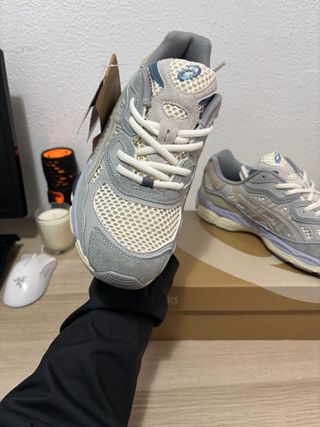 Zapatillas Asics Gel NYC Gris/Blanco