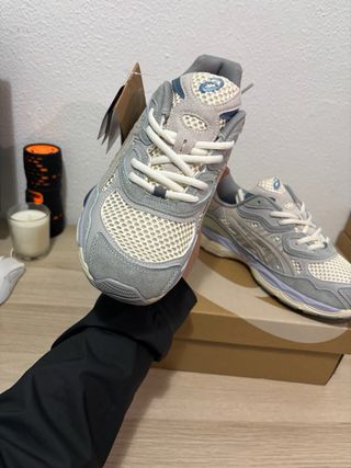 Zapatillas Asics Gel NYC Gris/Blanco