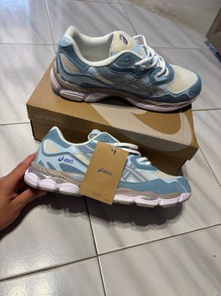 Zapatillas Asics Gel NYC Gris/Blanco