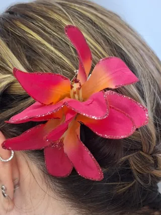 Tocado flor fucsia y naranja