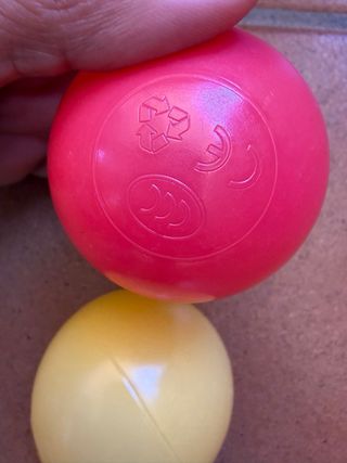 700 unds-  Bolas de colores para piscina