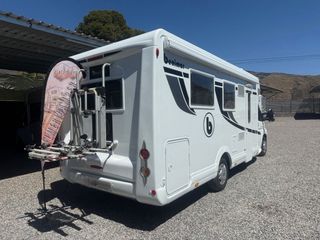 Autocaravana cama isla doble aire placa toldo..