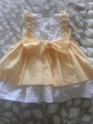 Vestido 12 meses margaritas