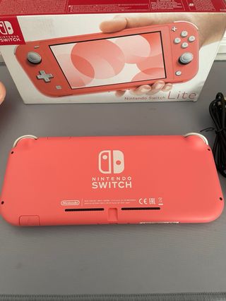 Nintendo Switch Lite Coral + Accessori