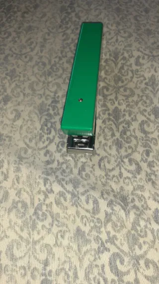 Grapadora Vintage Pretrus 241 Verde funciona