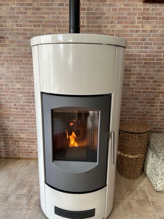 Estufa de pellets Piazzetta P158T