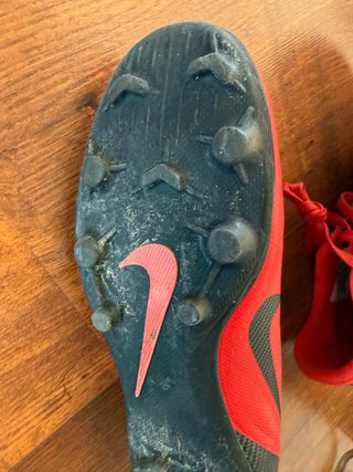 Botas de fútbol Nike Mercurial Rojas Talla 39