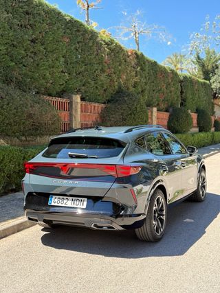 CUPRA Formentor e-hybrid