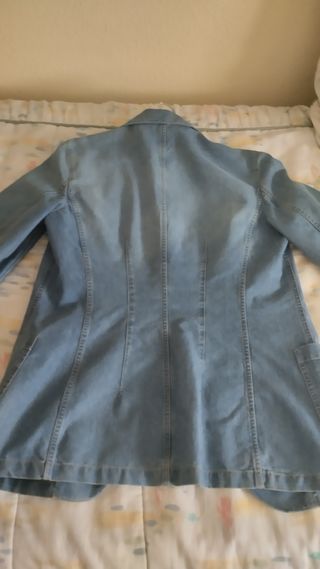 Chaqueta vaquera azul