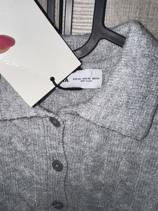 Jersey crop Bershka gris talla XS