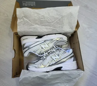 Sapatilhas New Balance 740 Branca e Prata