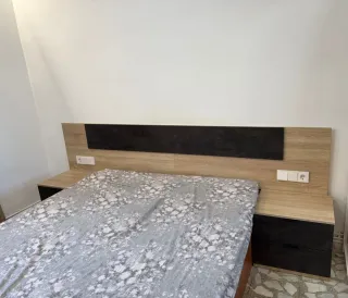 Cabecero Cama 150cm y mesitas de noche