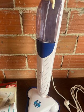 Aspiradora Vertical y Secador Ufesa
