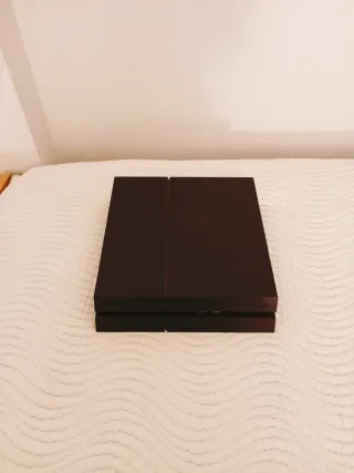 PS4 (PlayStation 4) COMBO (precio negociable)