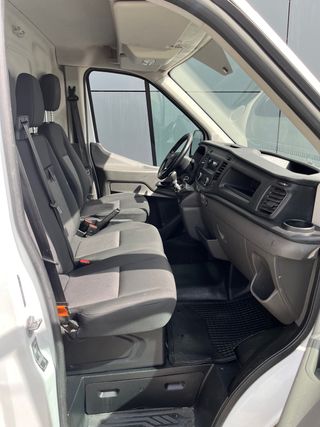 Ford Transit 2021