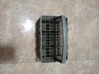 Cesto para cubiertos gris