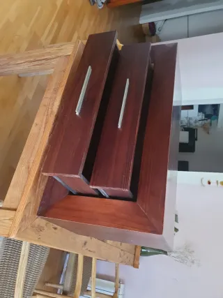 Comodini in legno massello con cassetti