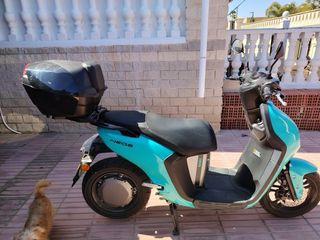 Moto Eléctrica Yamaha Neos Azul/Negro
