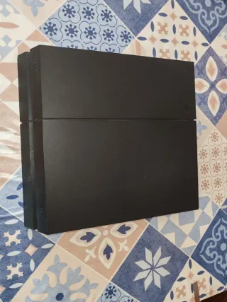PlayStation 4 Fat Nera